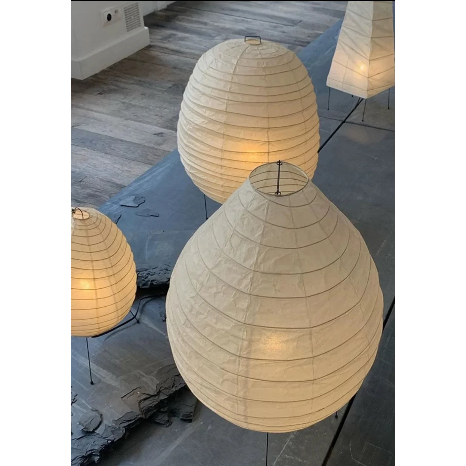 AKARI 22N PAPER LANTERN LAMP