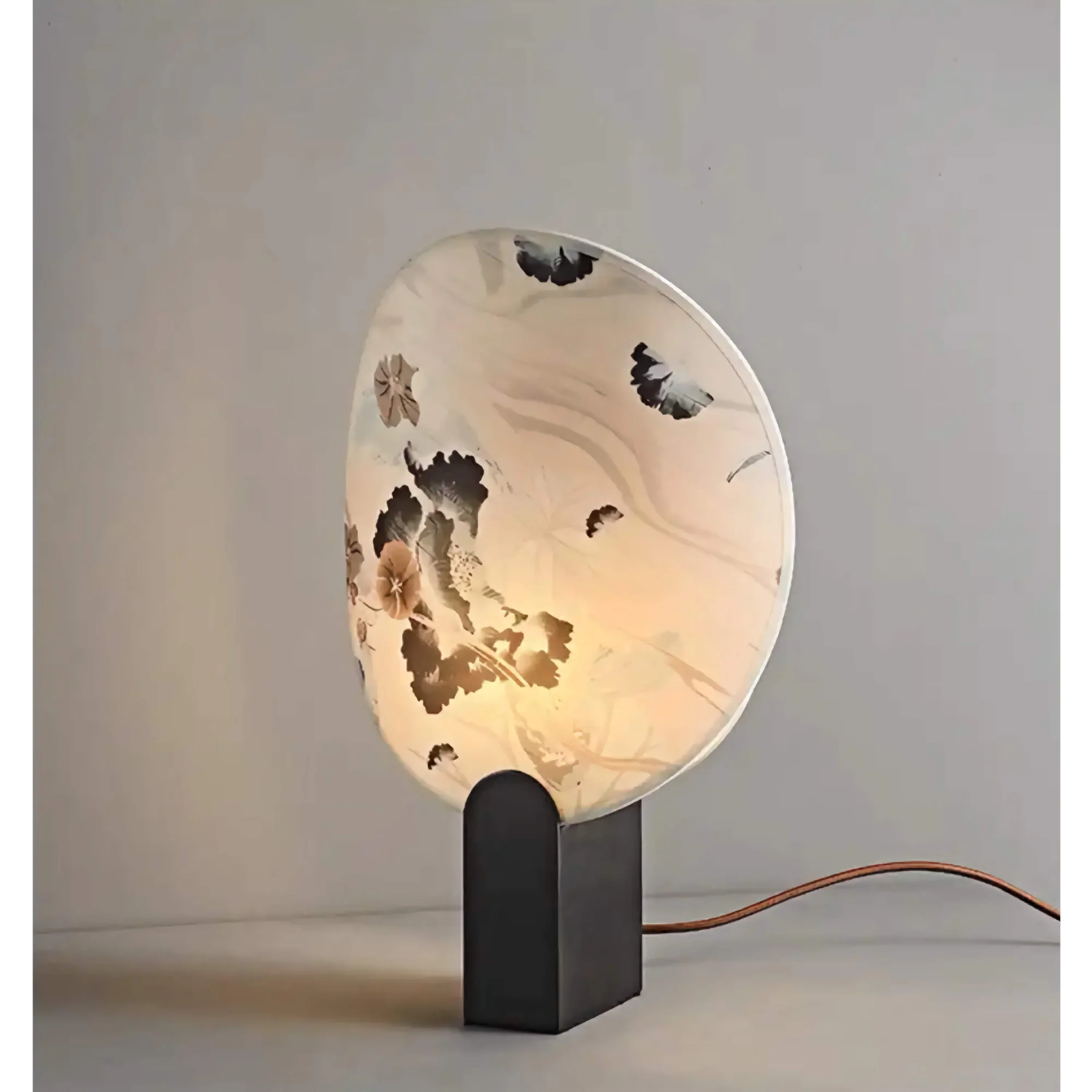 AKIRA WHITE TABLE LAMP | CLFCX0255W