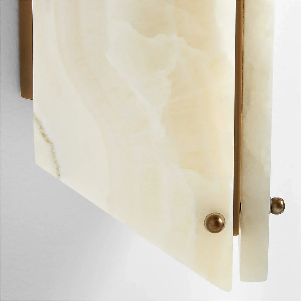 ALABASTER GEOMETRIC WALL LAMP ONYX | CLOPS25