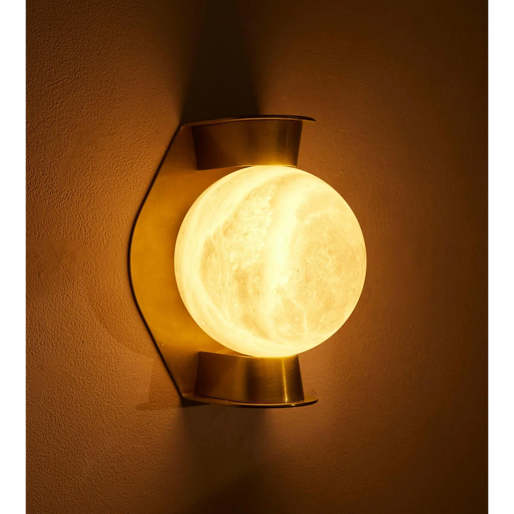 ALABASTER GLOBE WALL SCONCE | CLDFR0252