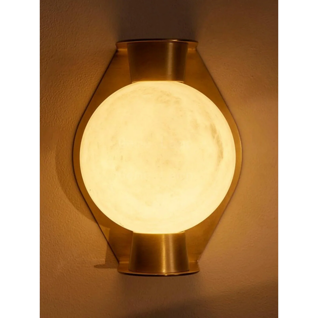 ALABASTER GLOBE WALL SCONCE | CLDFR0252