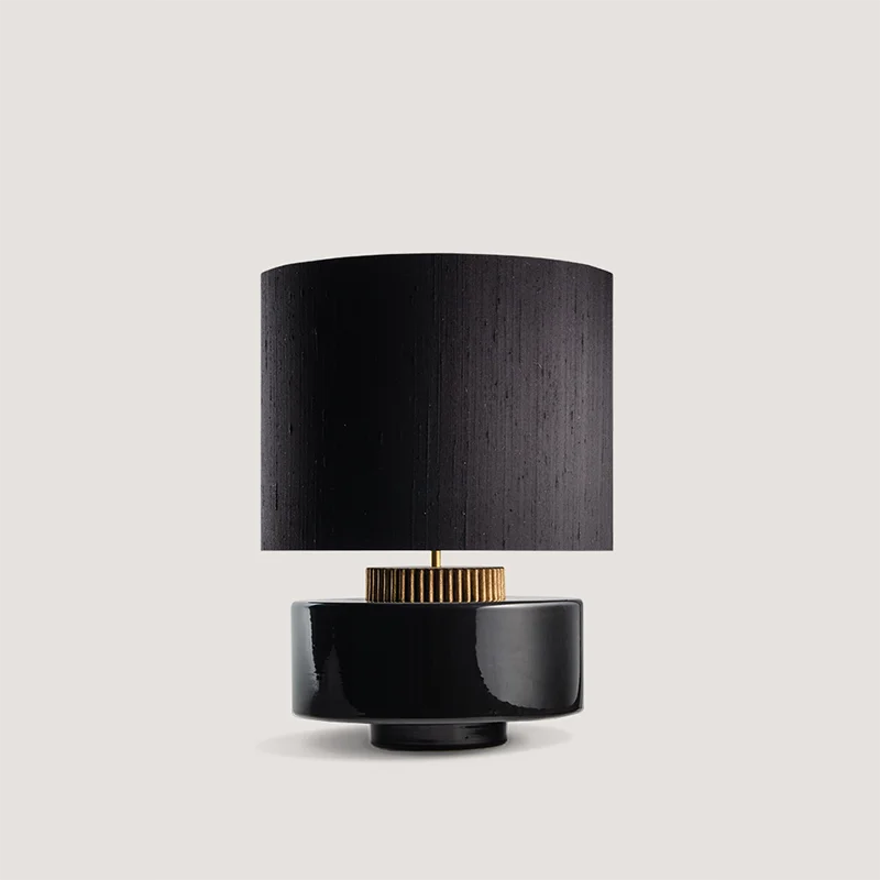 BLACK CERAMIC TABLE LAMP | CLBVF025B