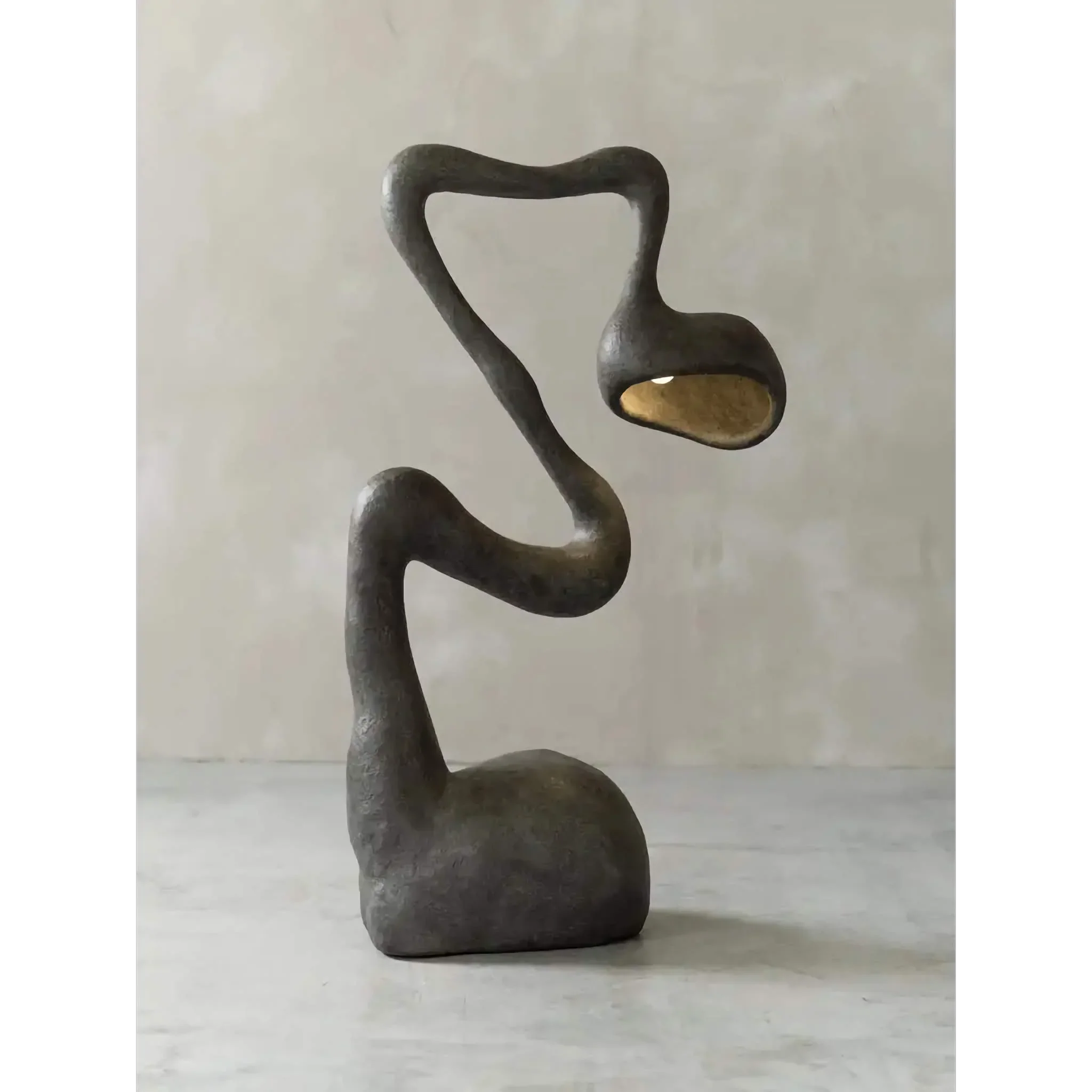BLACK RESIN FLOOR LAMP | CLFAUS85D
