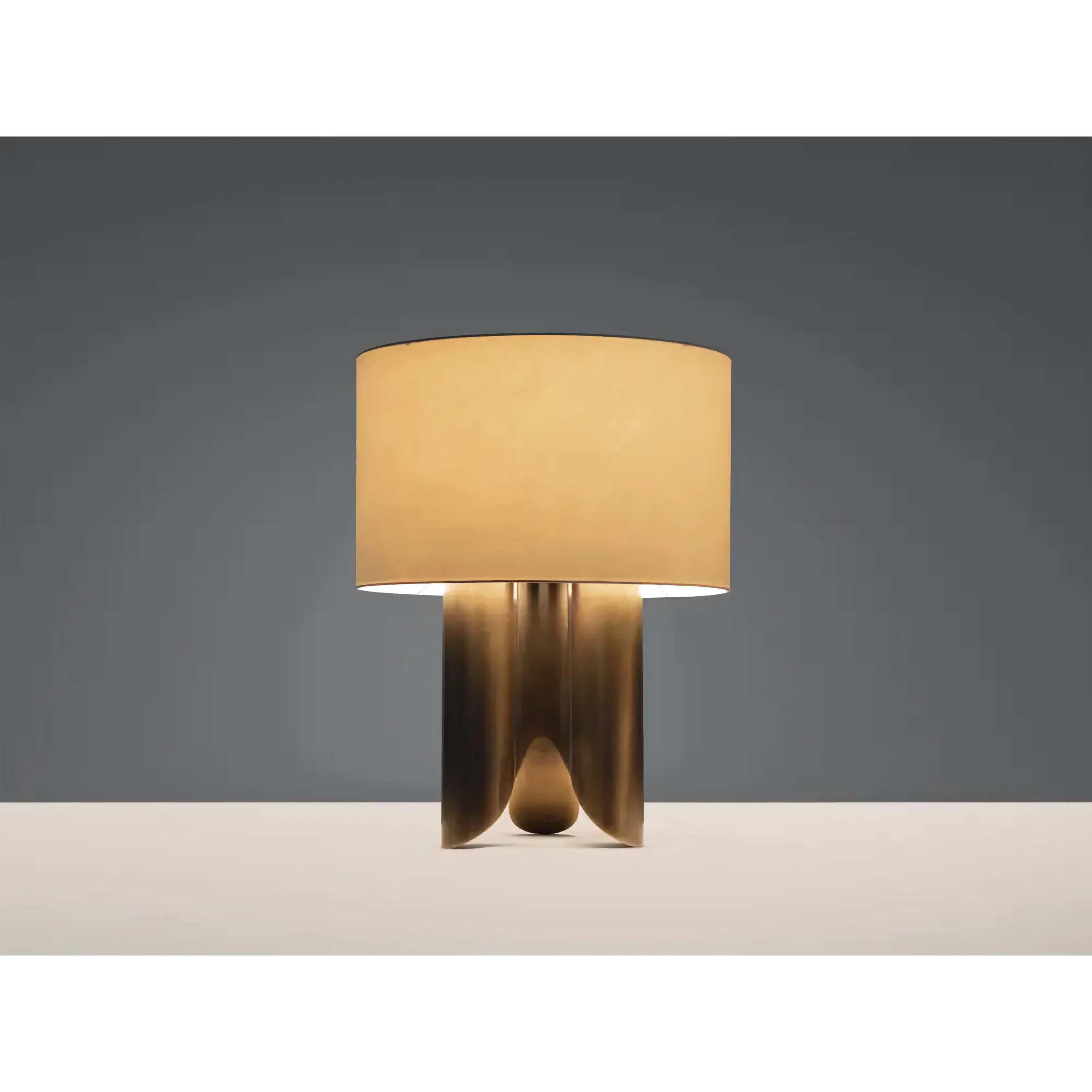 BRUSHED COPPER BASE TABLE LAMP | CLFGRTJ025