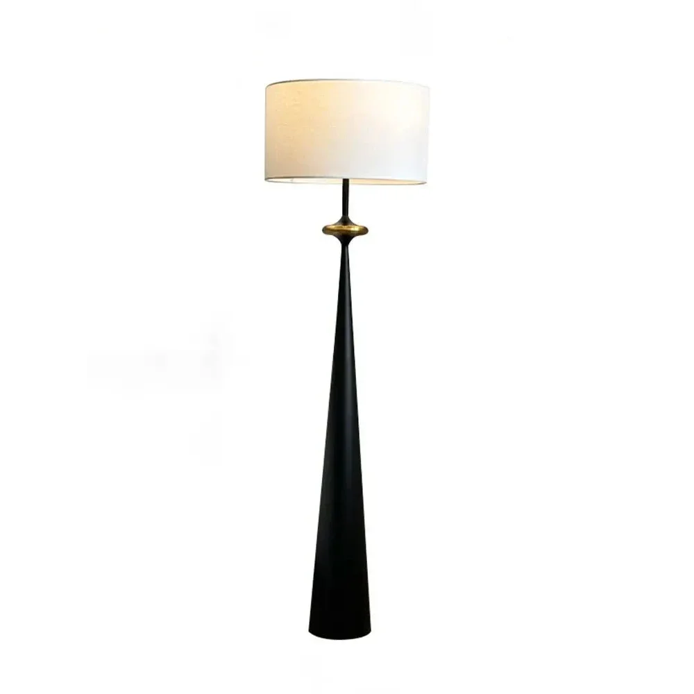 DORMON MINIMALIST FLOOR LAMP