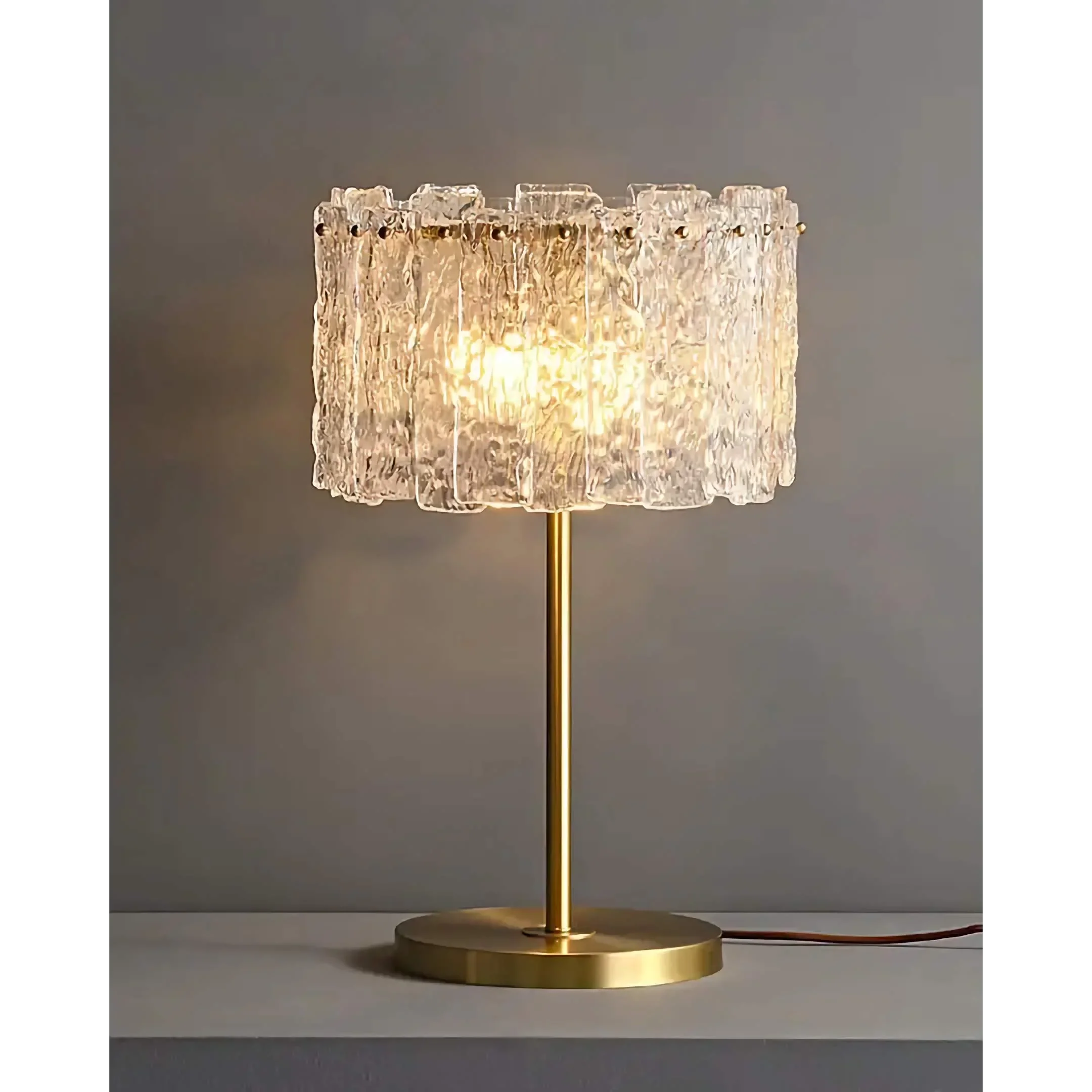 GOLD TABLE LAMP WITH TEXTURED GLASS SHADE