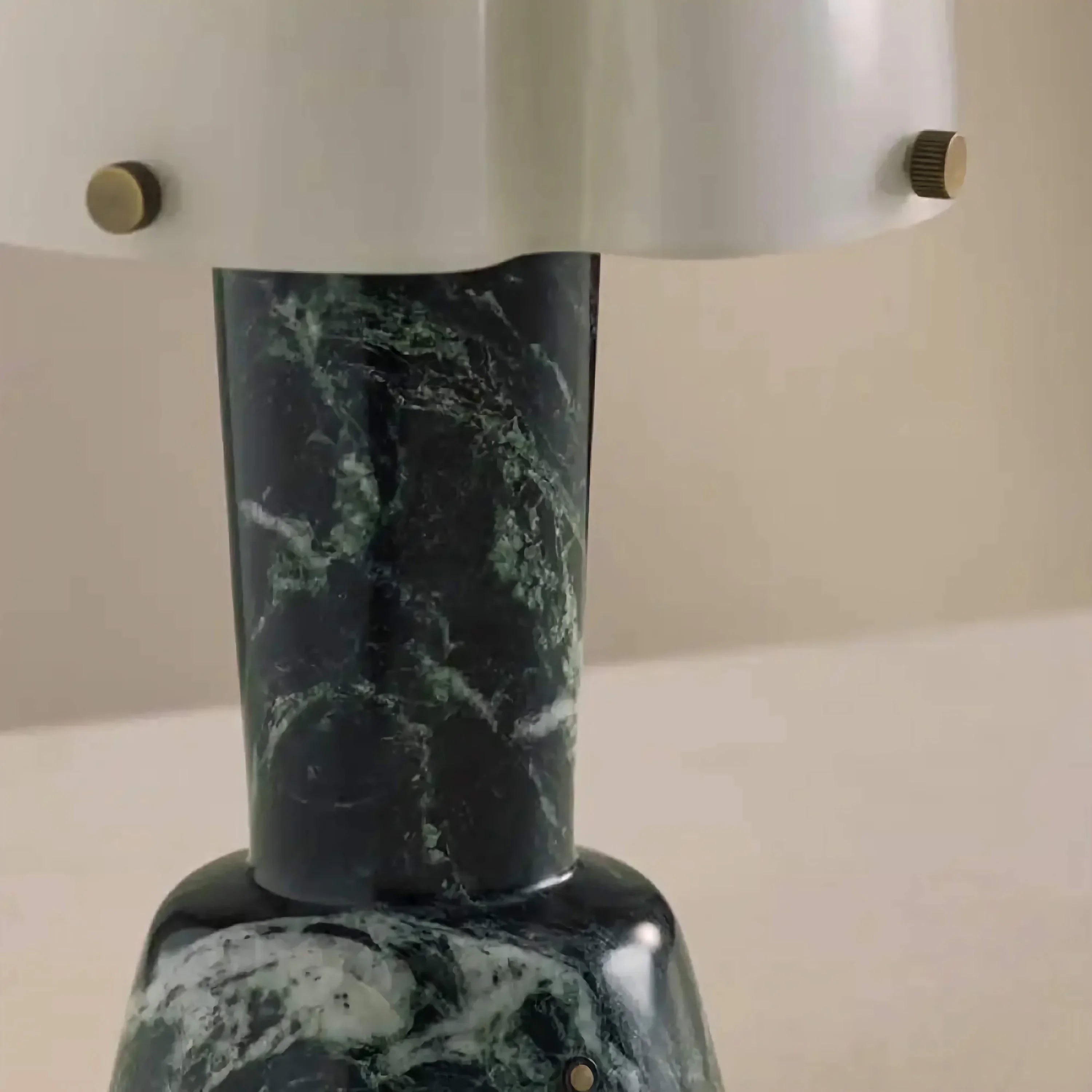 GREEN MARBLE BASE TABLE LAMP | CLFLSIS02