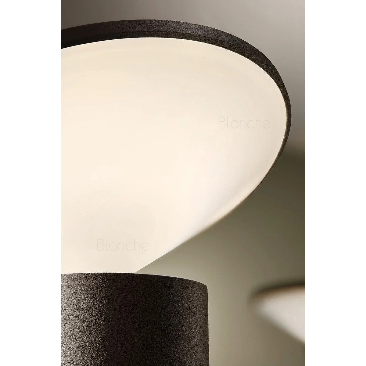 GROK COCKTAIL DUPE TOUCH TABLE LAMP