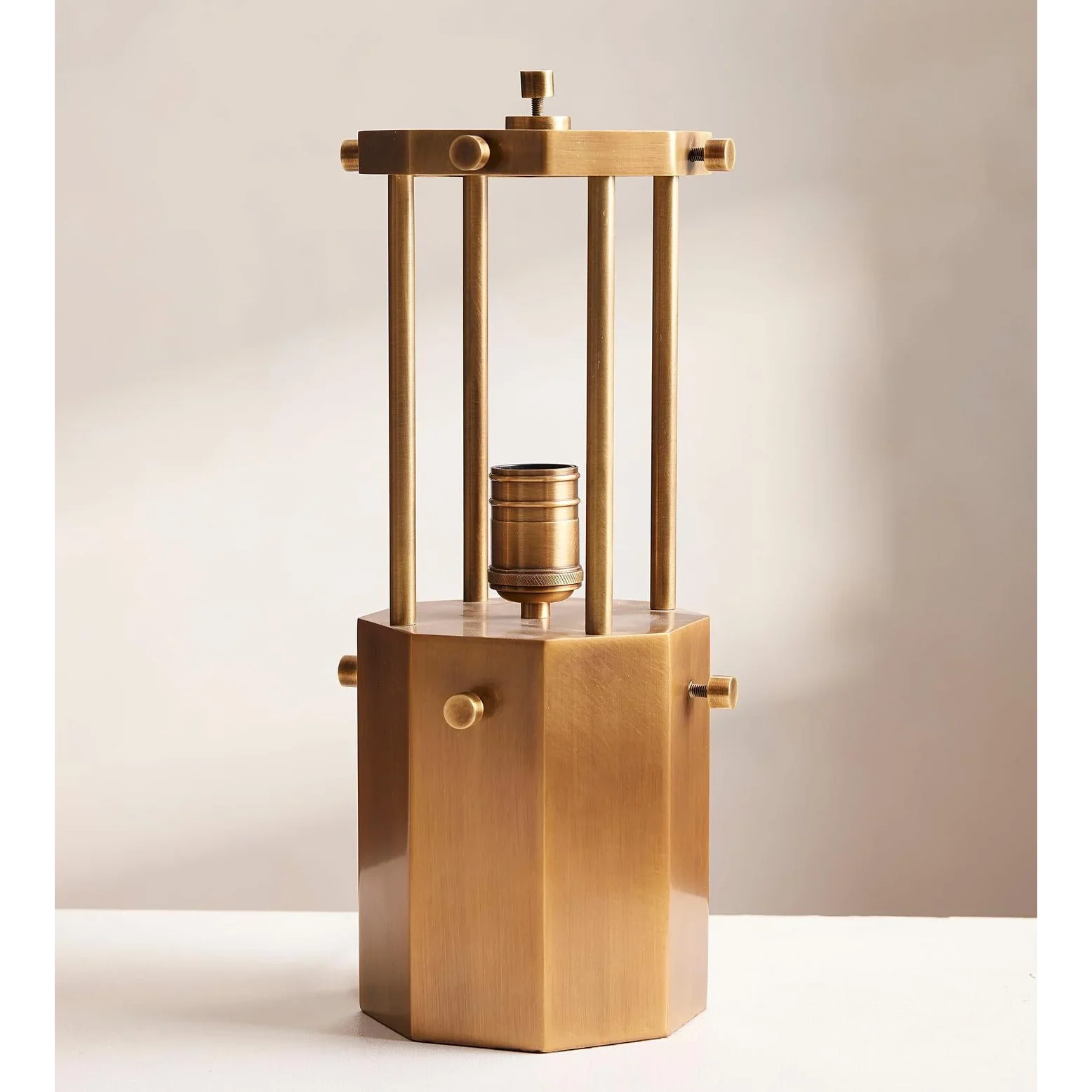 HAND-BLOWN AMBER GLASS TABLE LAMP | CLHBNMS05