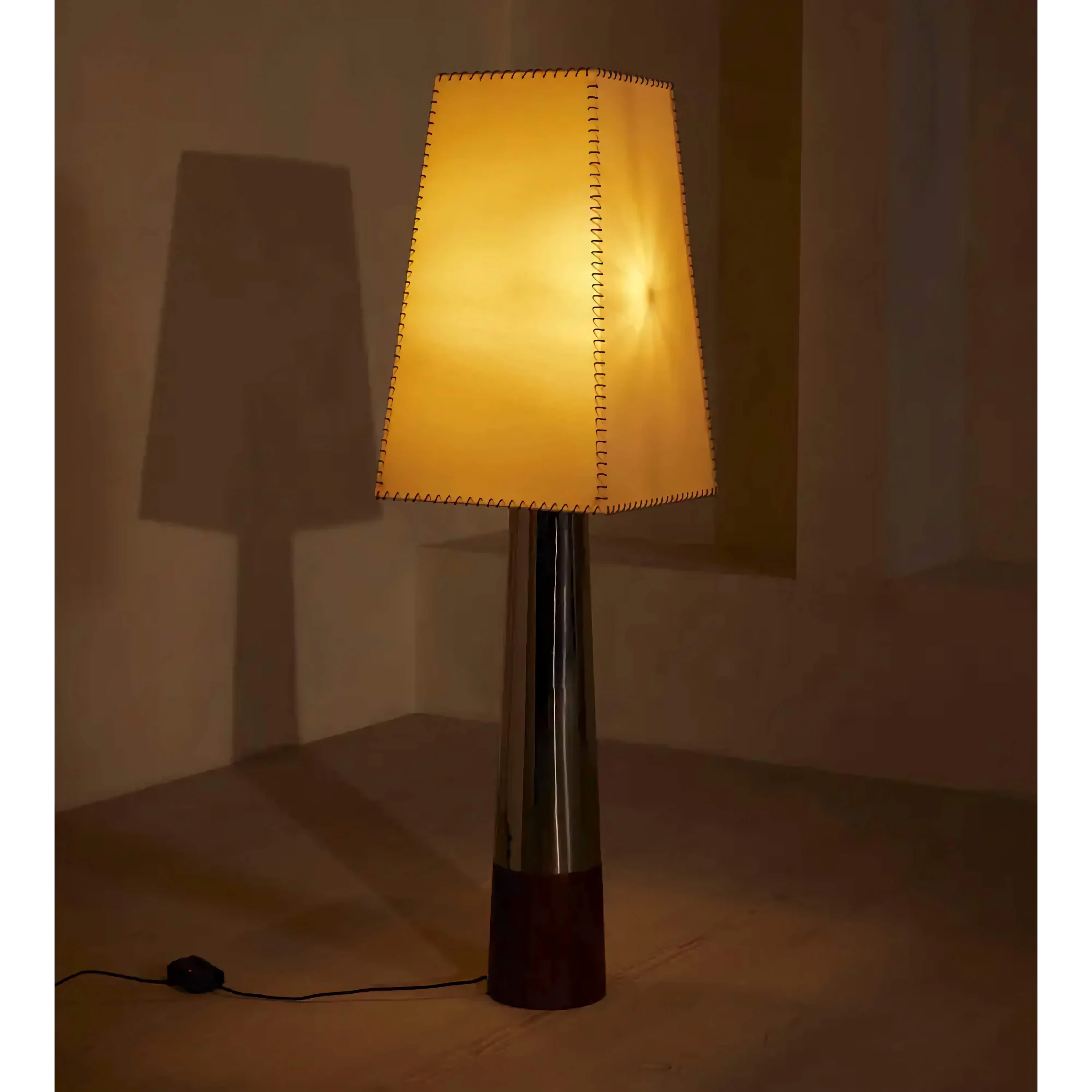 HAND-STITCHED FABRIC SHADE FLOOR LAMP | CLKPUO15