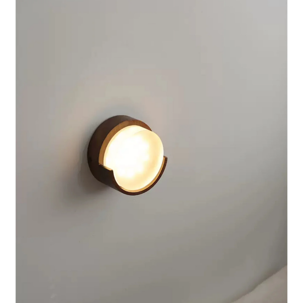 JAPANDI WALNUT WALL LAMP | CLZT7777