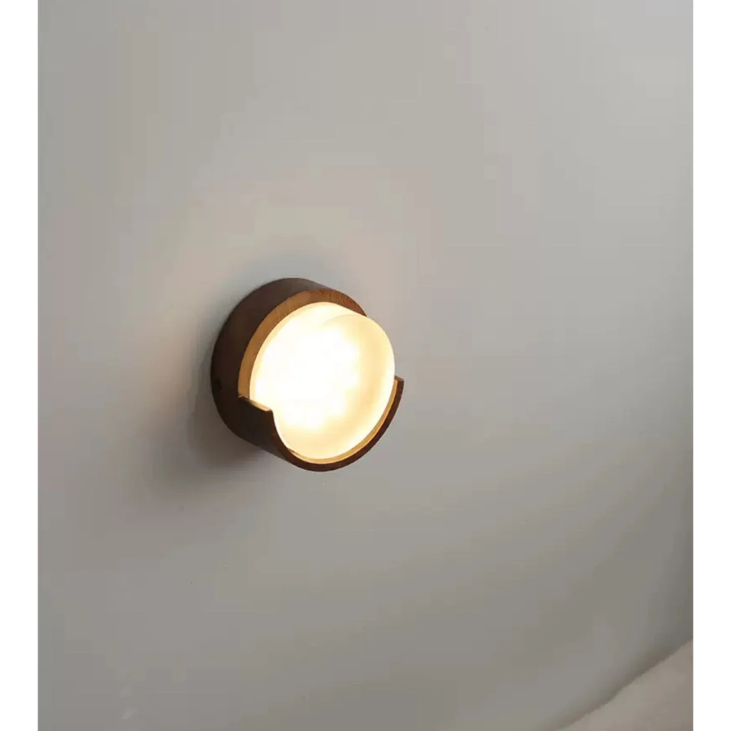 JAPANDI WALNUT WALL LAMP | CLZT7777