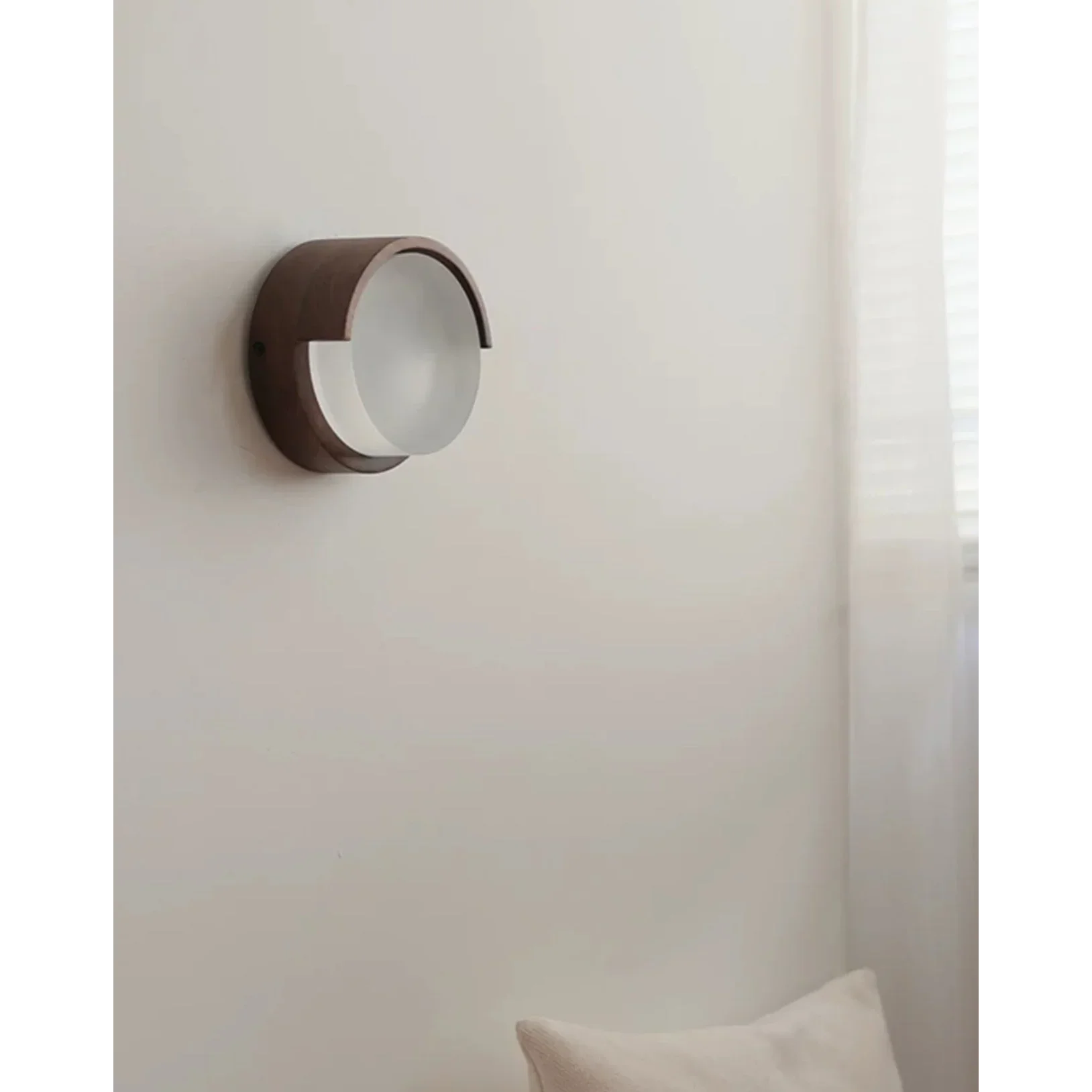 JAPANDI WALNUT WALL LAMP | CLZT7777