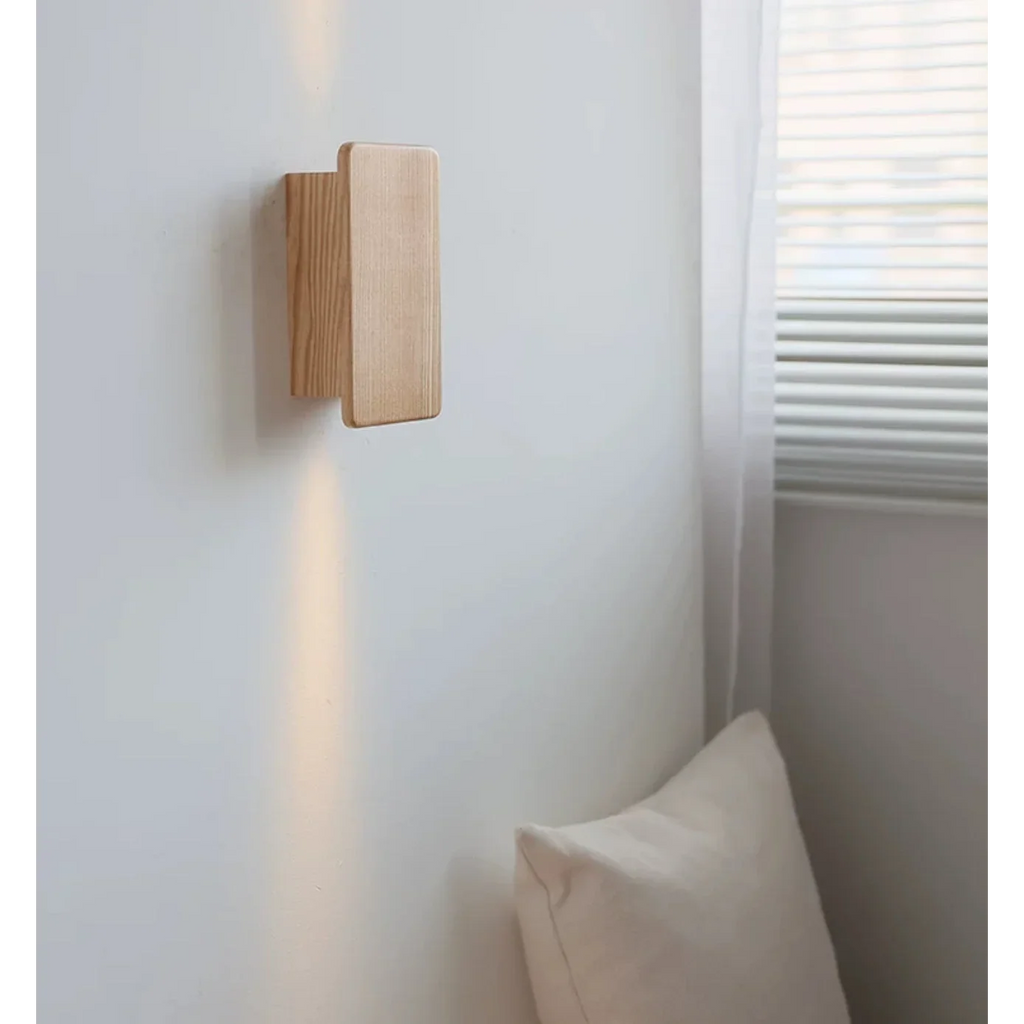 JAPANDI WOOD WALL LAMP | CLDF58520