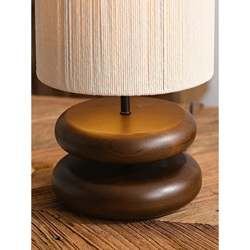 JAPANESE CREATIVE BEDSIDE TABLE LAMP