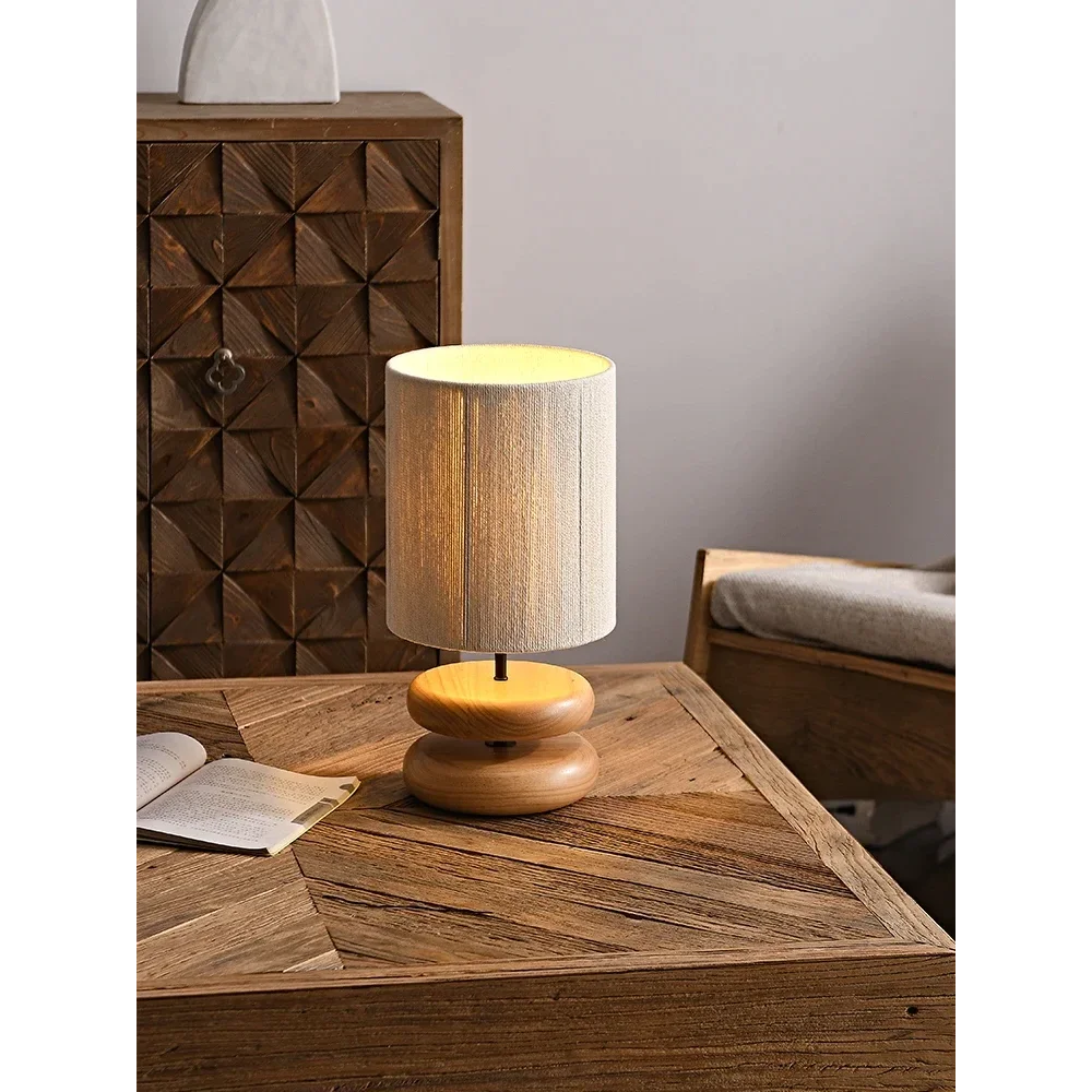JAPANESE CREATIVE BEDSIDE TABLE LAMP