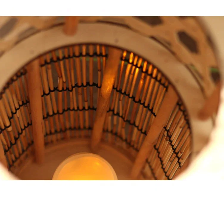 KNITTED BAMBOO TOWER LAMP