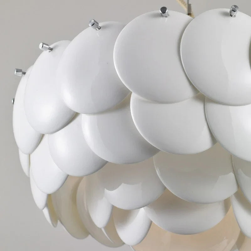 LUXURIOUS ROUND CHANDELIER | LAYERED SCALE PATTERN
