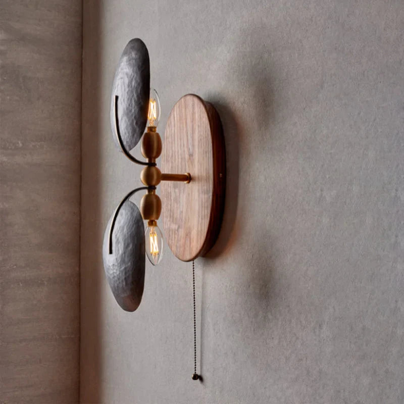 METAL & WALNUT WALL SCONCE | CLDFR02S1