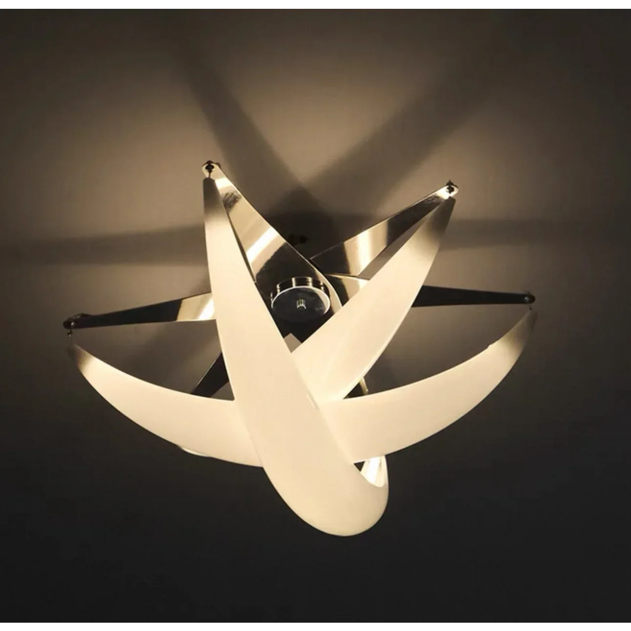 MINIMALIST CRESCENT CEILING LIGHT | CLTREC147