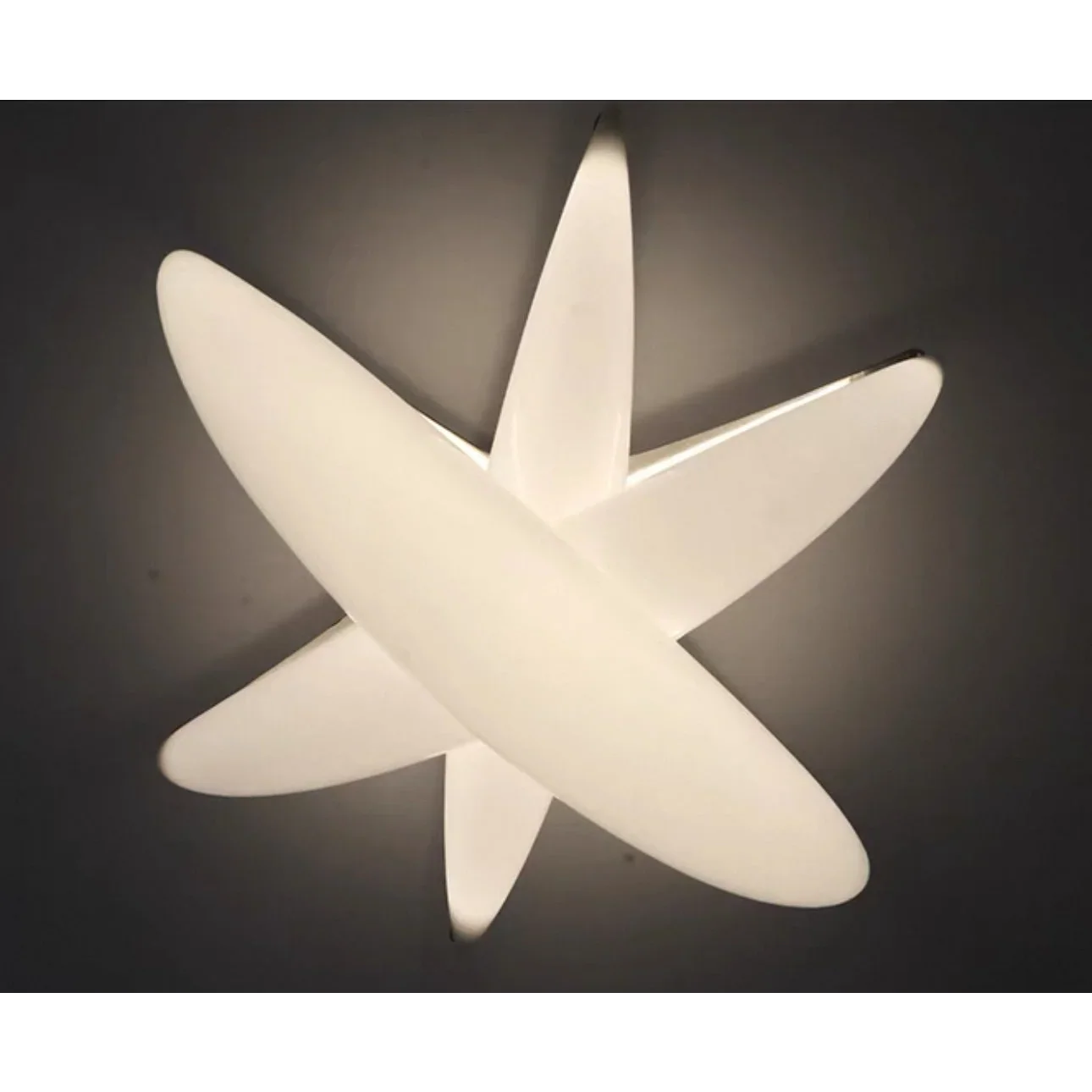 MINIMALIST CRESCENT CEILING LIGHT | CLTREC147