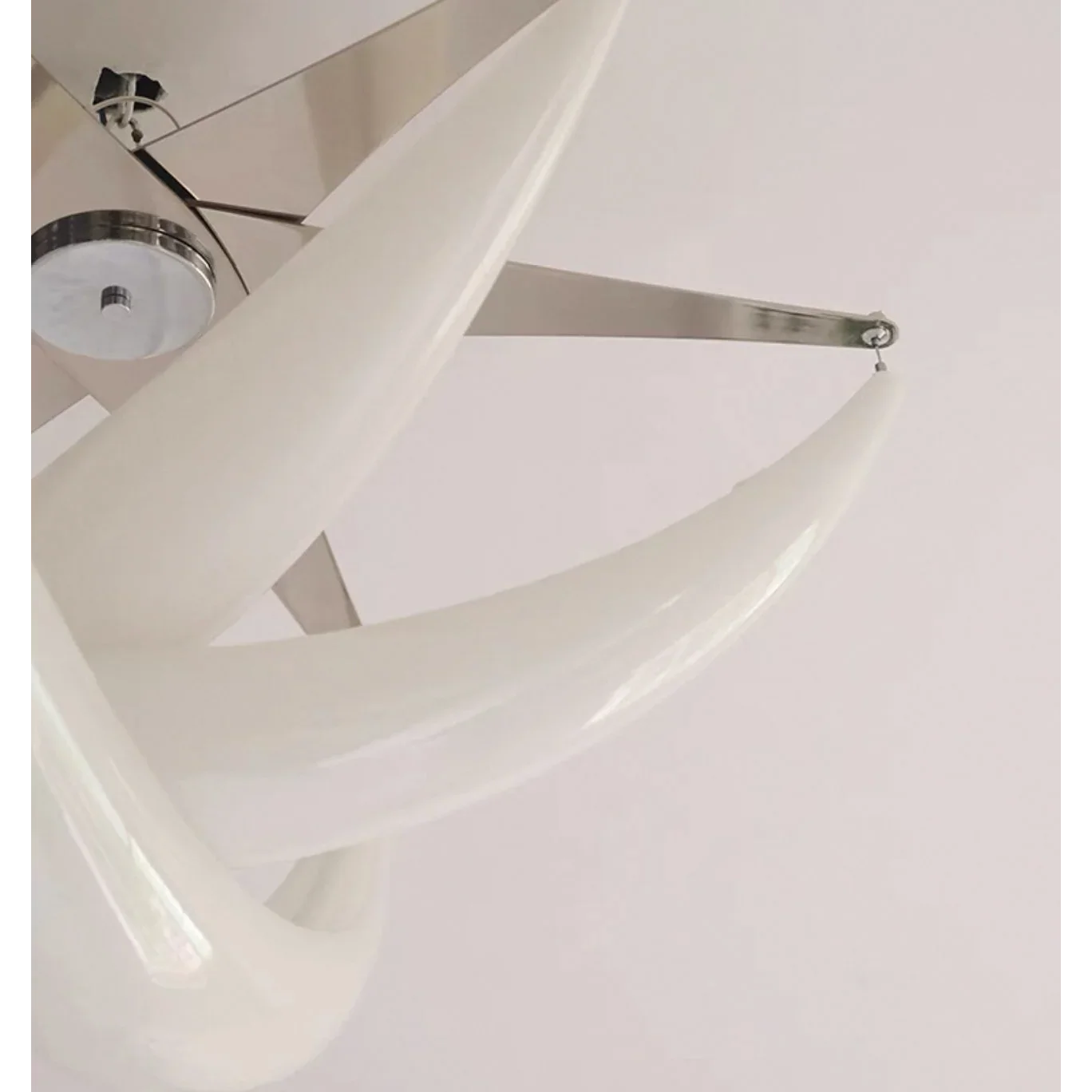 MINIMALIST CRESCENT CEILING LIGHT | CLTREC147