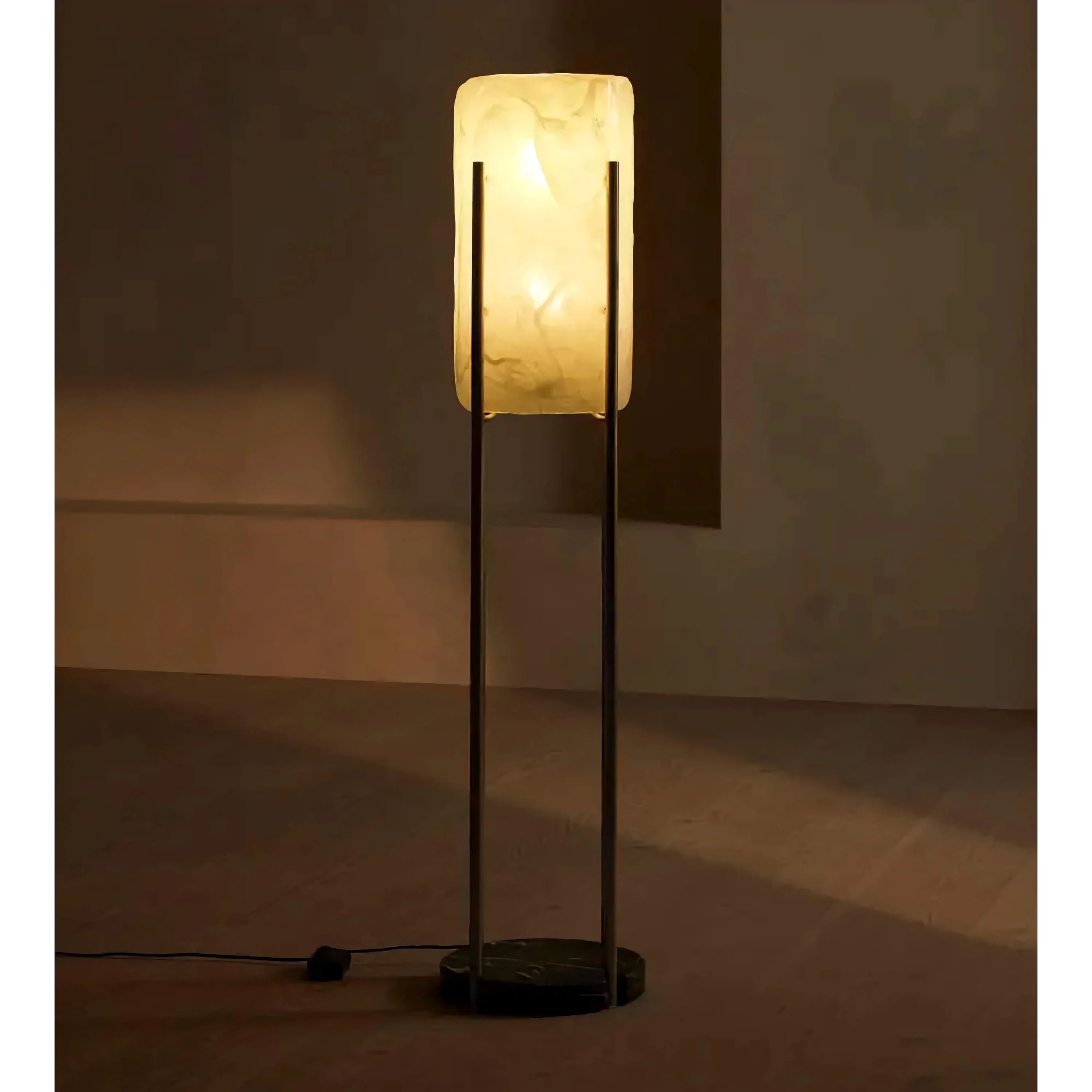 MINIMALIST MARBLE & BRASS FLOOR LAMP | CLKPS0294