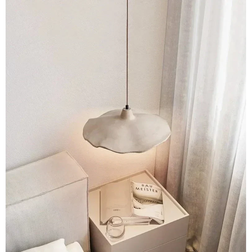 MINIMALIST NATURAL PENDANT LAMPS