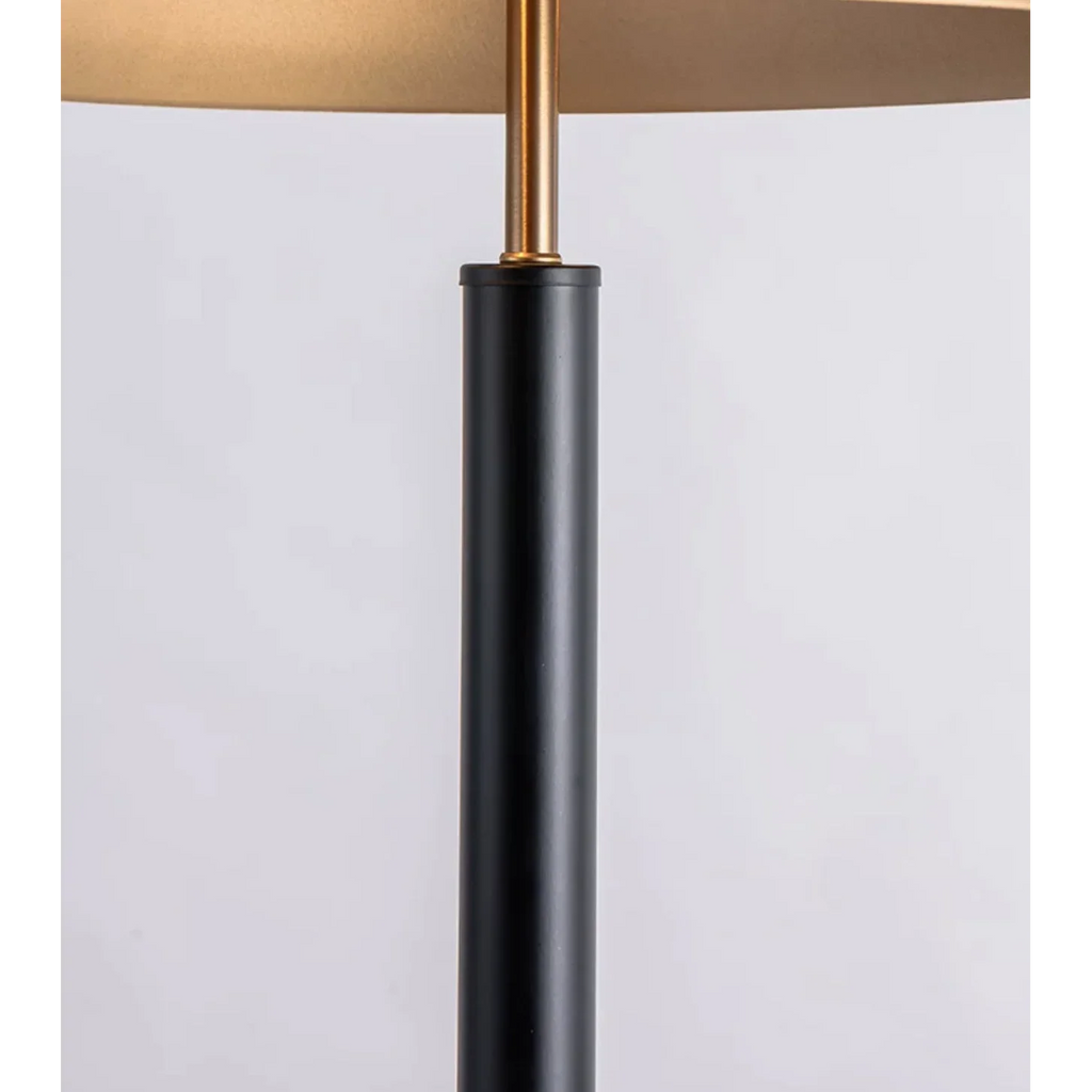 MODERN BRASS AND BLACK IRON TABLE LAMP | DESIGN CLXC0120