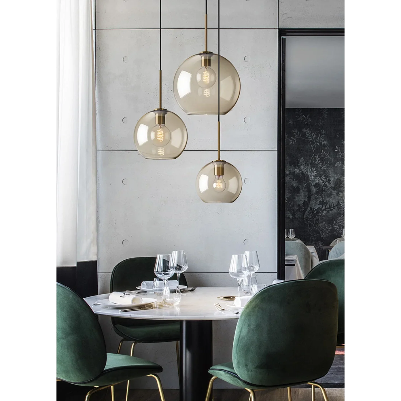 MODERN COGNAC GLASS PENDANT LAMP