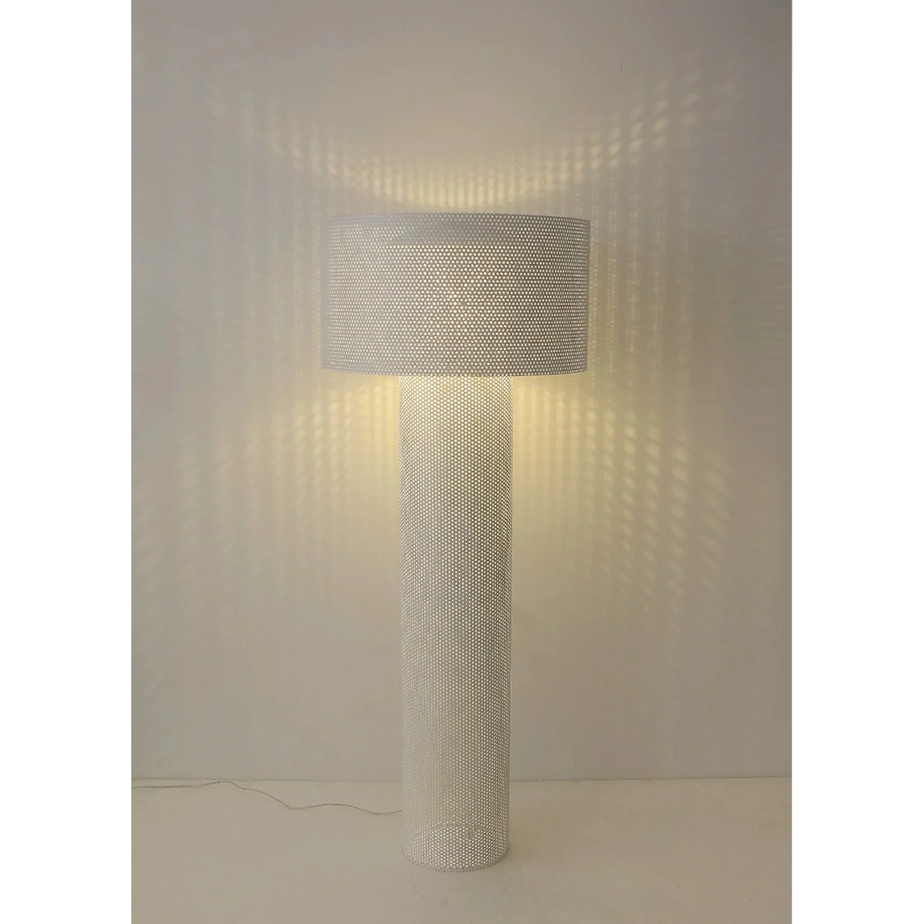 MODERN IRON FLOOR LAMP | DESIGN CLA89520NM