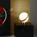 MODERN ROUND GLASS TABLE LAMP | CL7402145
