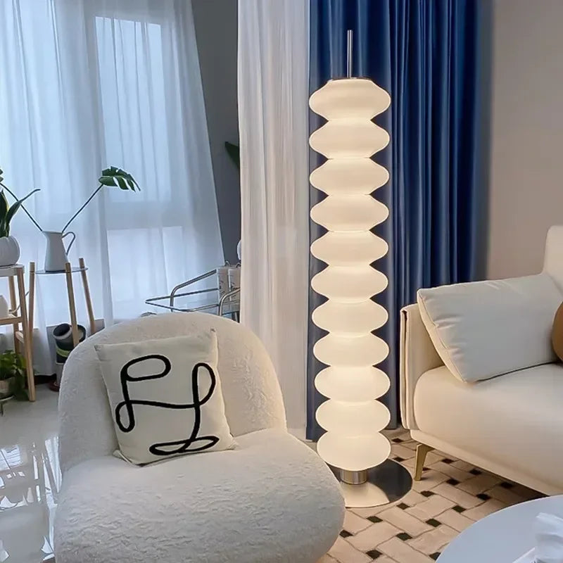 MODERN SCULPTURAL FLOOR LAMP | CL2019