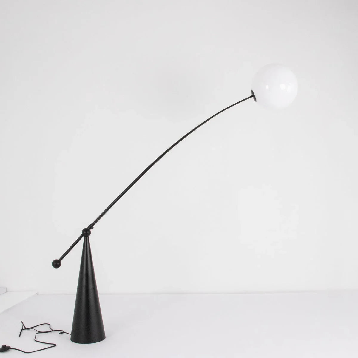 MODERN STAINLESS STEEL & GLASS FLOOR LAMP | CLJK778520