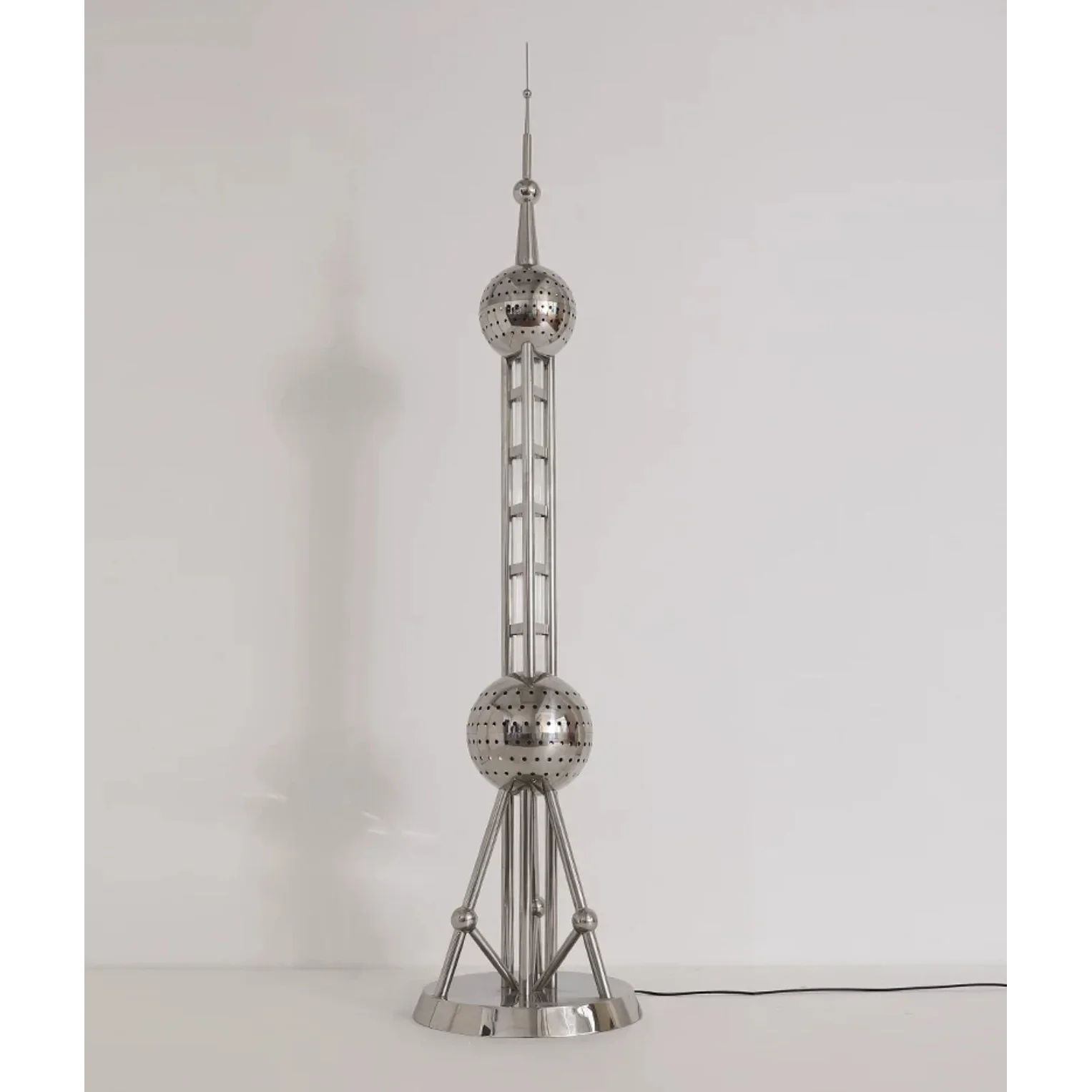 MODERN STAINLESS STEEL LED TOWER LAMP | MOLINARI DESIGN 147CL