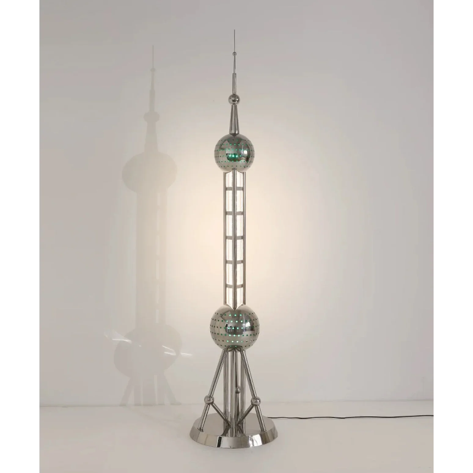 MODERN STAINLESS STEEL LED TOWER LAMP | MOLINARI DESIGN 147CL