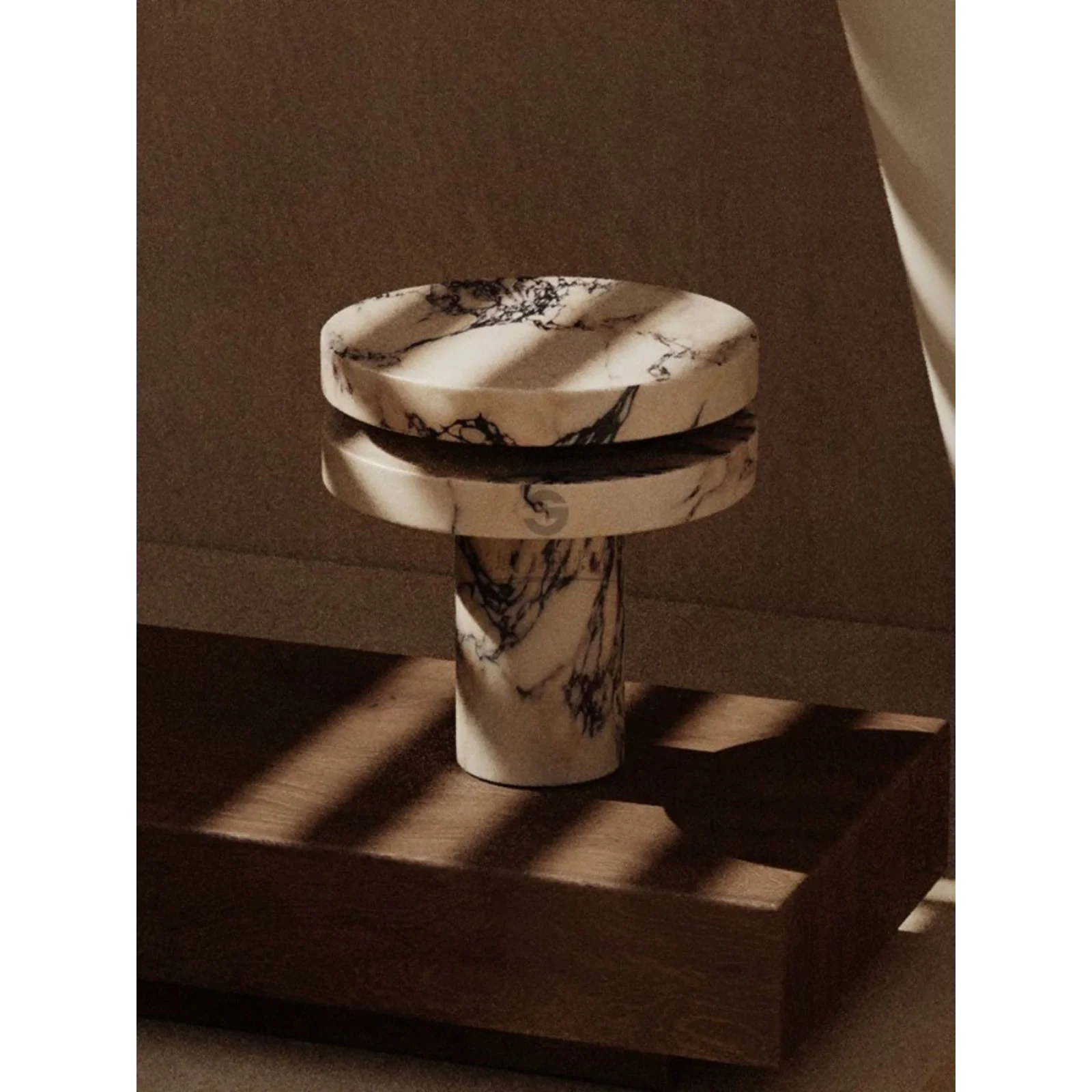 MONOLITHIC MARBLE TABLE LAMP | CLHJDSA01