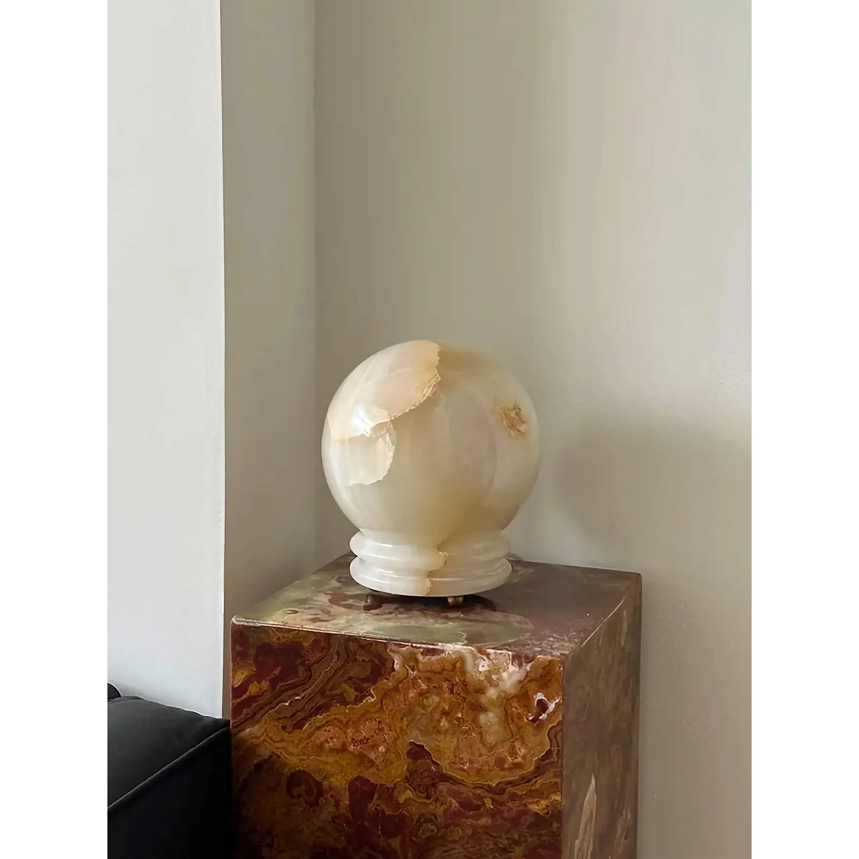 ONYX GLOBE TABLE LAMP | CLKDS02A