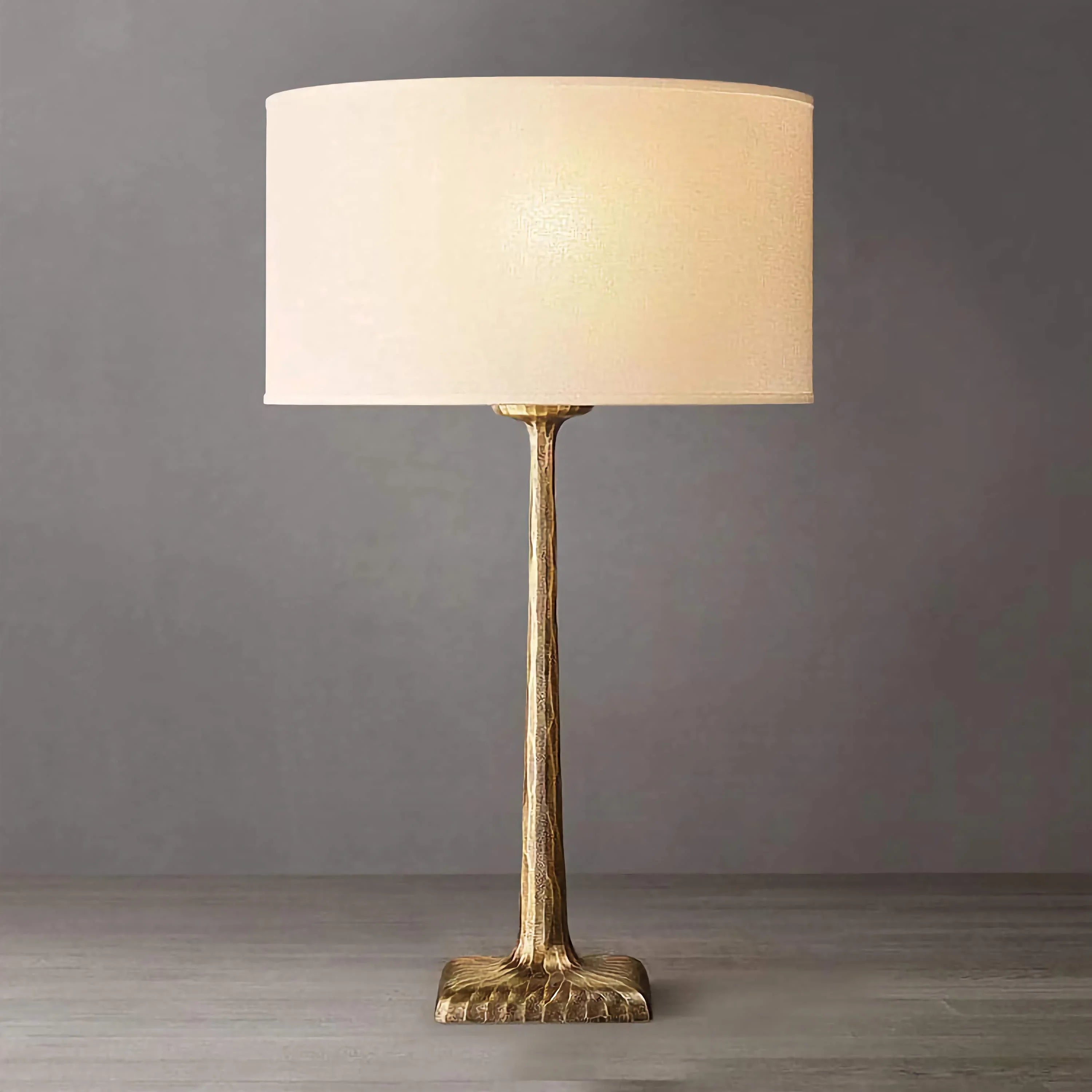 PATINATED BRASS TABLE LAMP | CLVGTPO0