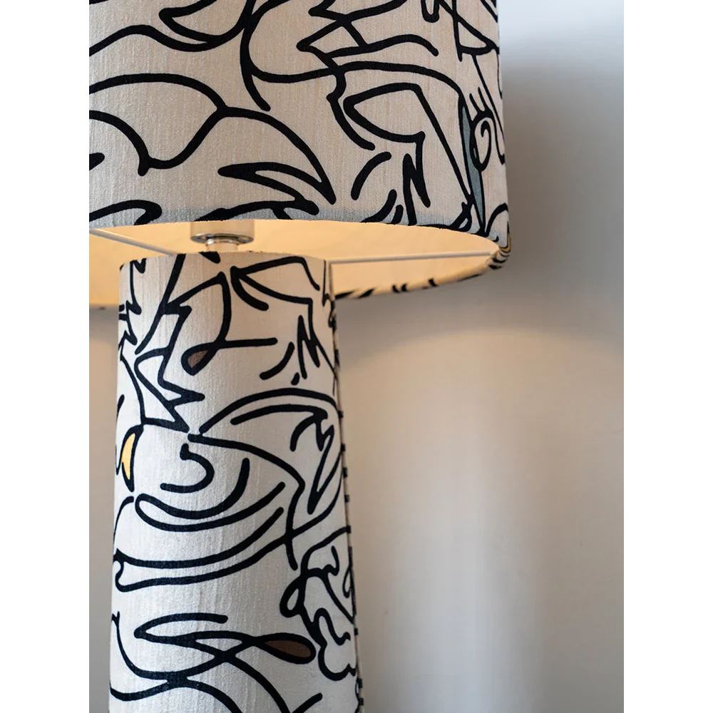 PATTERNED ART TABLE LAMP | CLDRTSD964