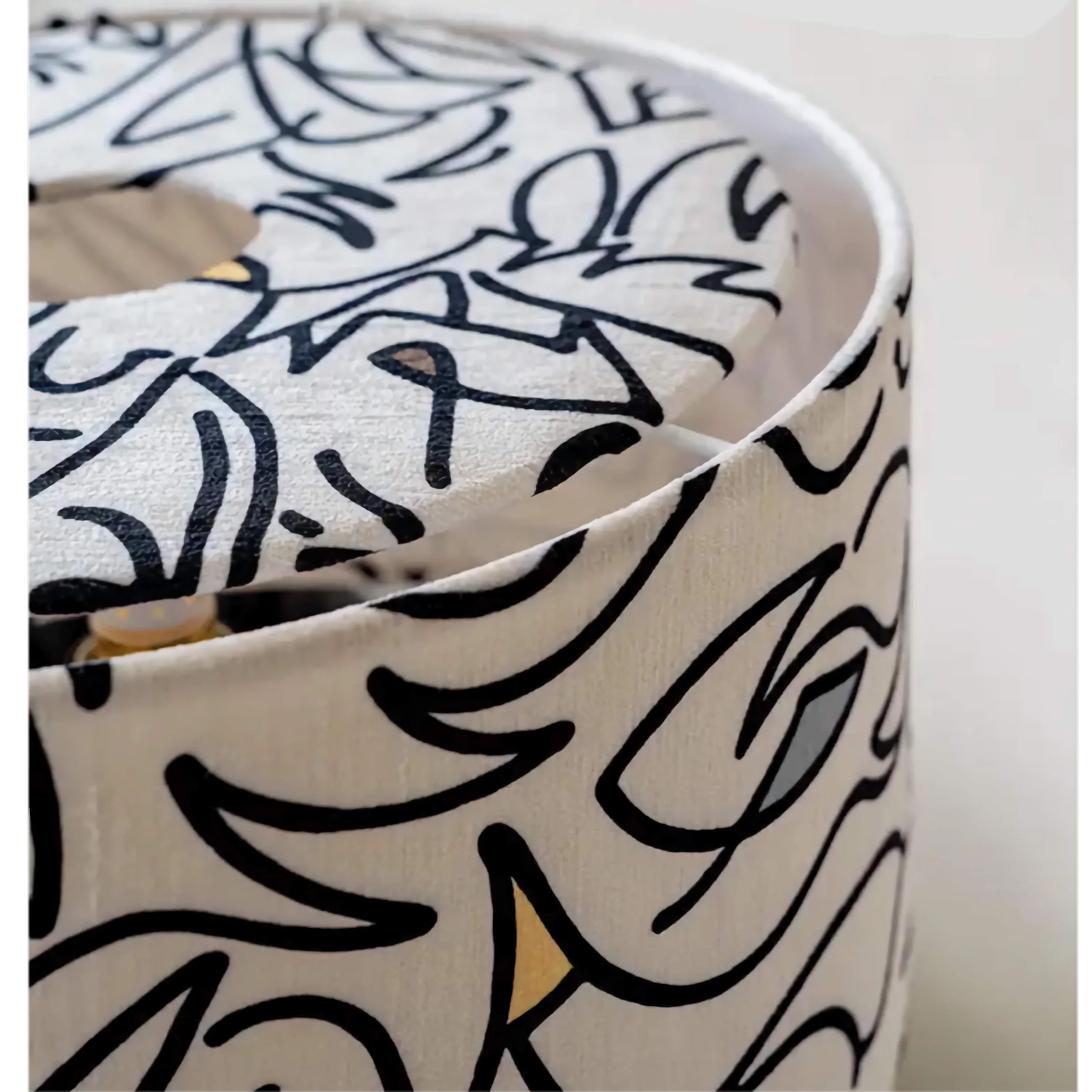 PATTERNED ART TABLE LAMP | CLDRTSD964