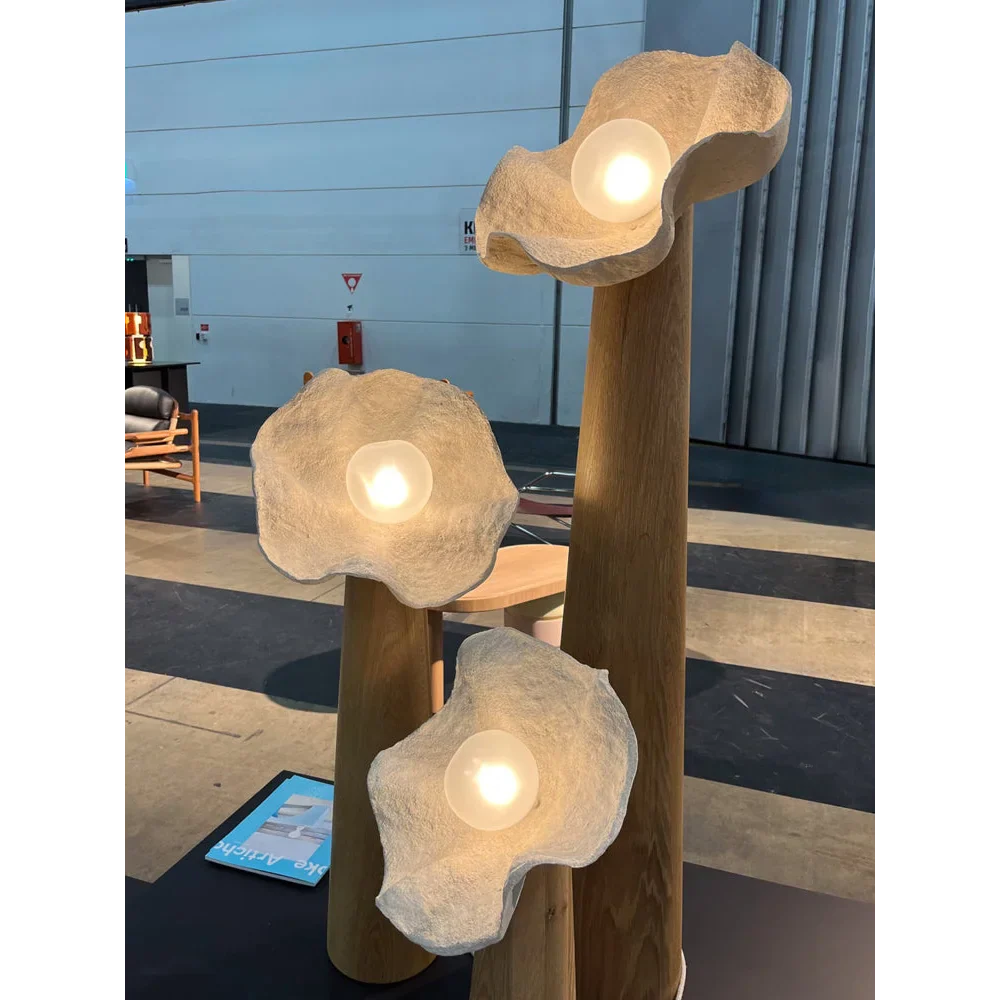 PLASTER PETAL FLOOR LAMP | CLFLO582LY