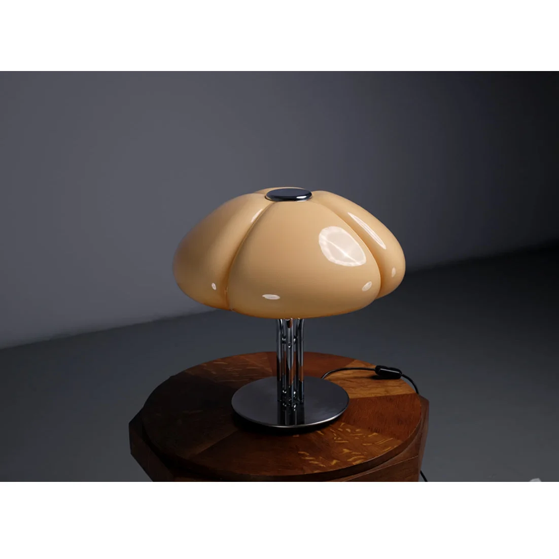QUADRIFOGLIO TABLE LAMP