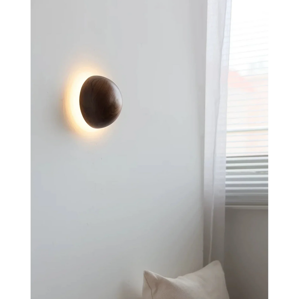 ROUND WALNUT DOME WALL LAMP | CLBV58502