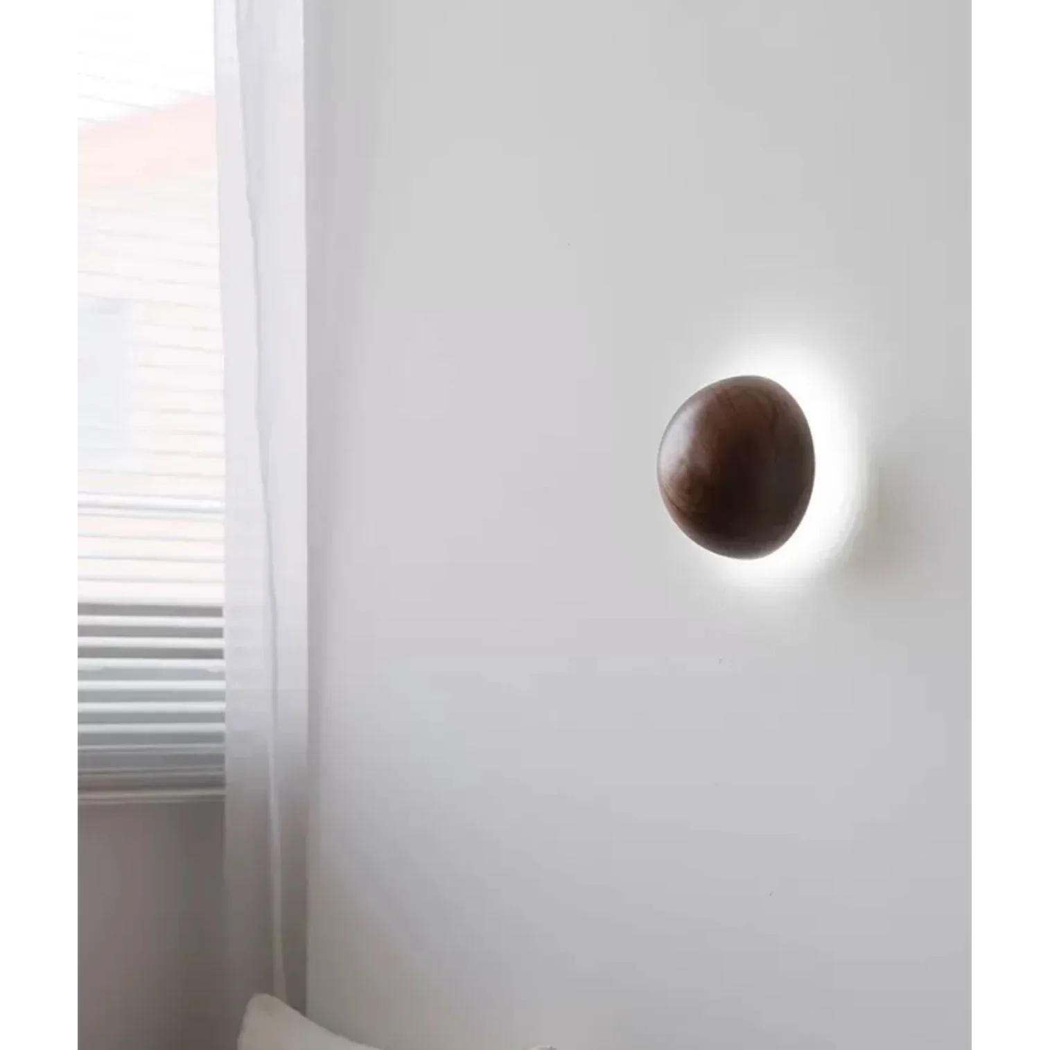 ROUND WALNUT DOME WALL LAMP | CLBV58502