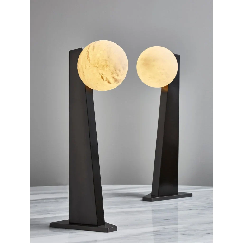 SCULPTURAL GLOBE TABLE LAMP | CLORB0281L