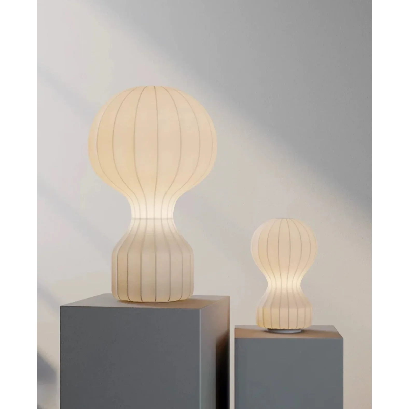 SOFFIO SERENO WABI-SABI SILK TABLE LAMP | CLKM850