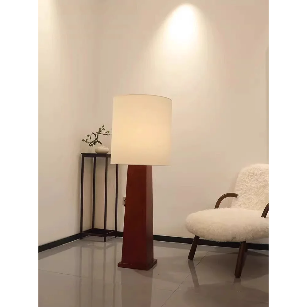 SOLID WOOD COLUMN FLOOR LAMP | CLSTUD059