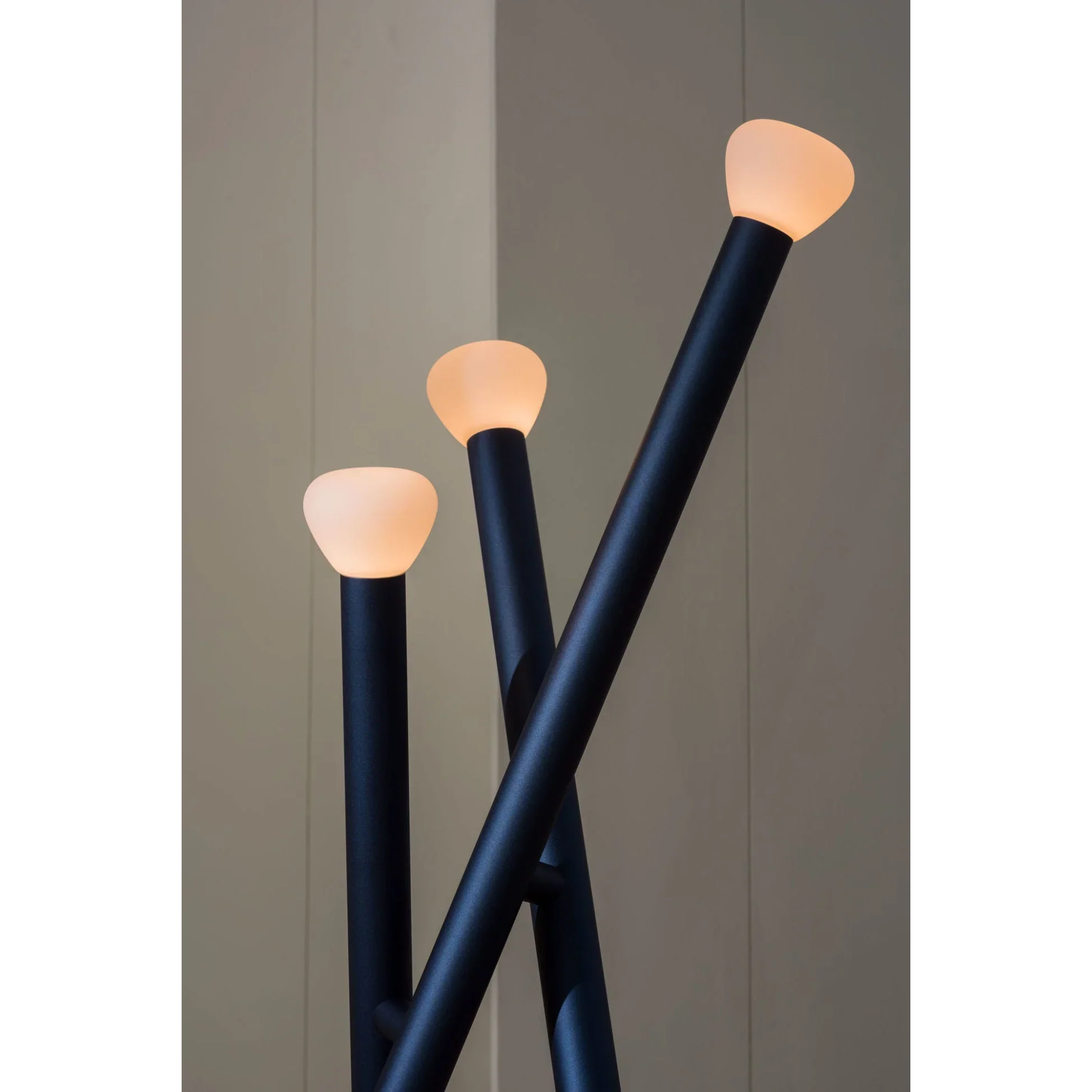 TRIDENTE FLOOR LAMP | DESIGN CLQ580