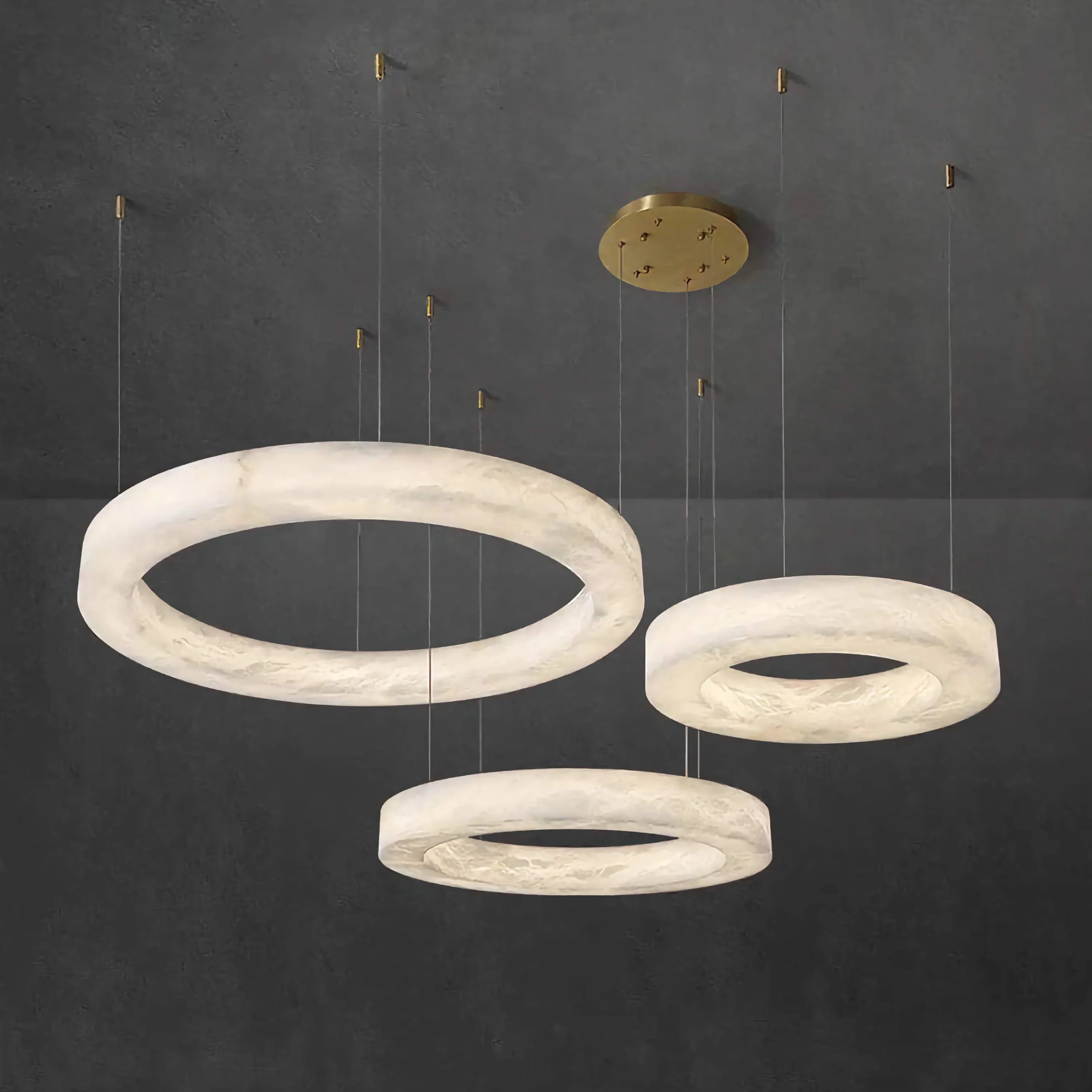 TRIPLO ROUND MARBLE CHANDELIER | CLVC0213